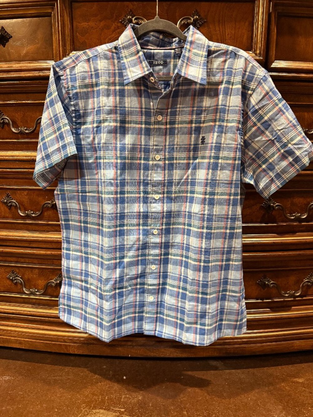 IZOD Men's Plaid Short Sleeve Button Front Shirt LARGE L